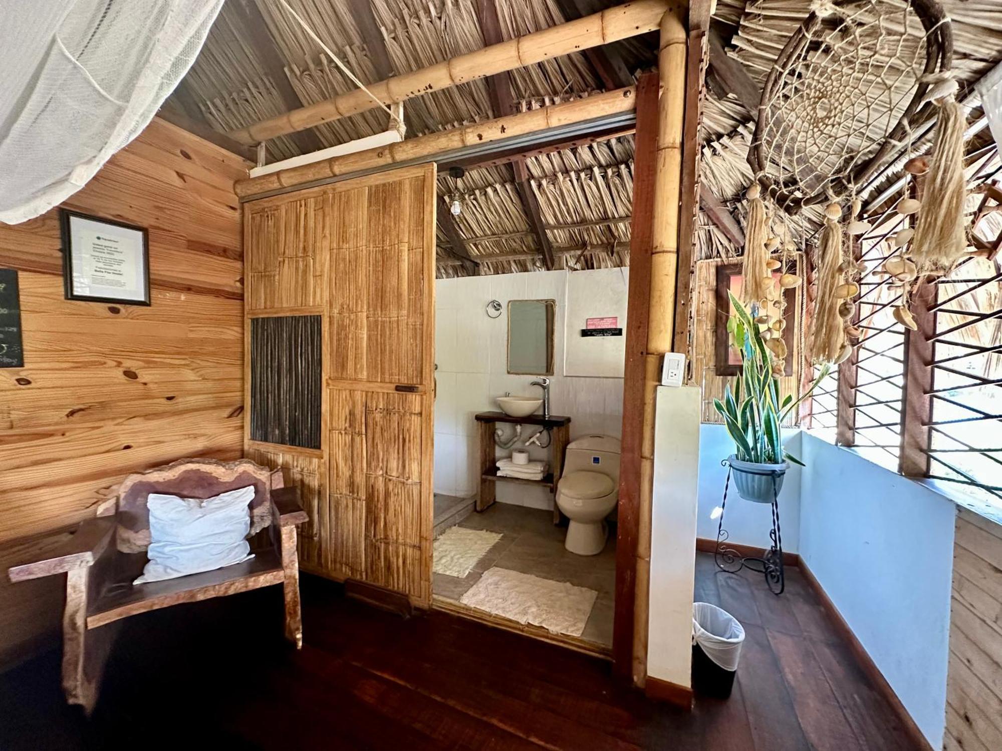 Bella Flor Hostel Паломино Екстериор снимка